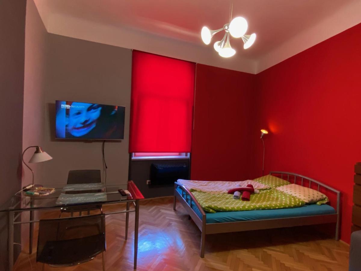 Apartment B42 Bed And Cafe Praha Exteriér fotografie