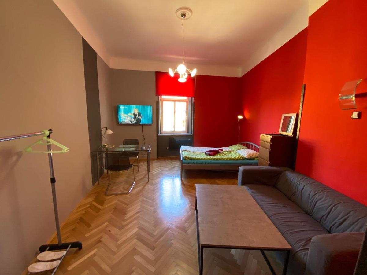 Apartment B42 Bed And Cafe Praha Exteriér fotografie